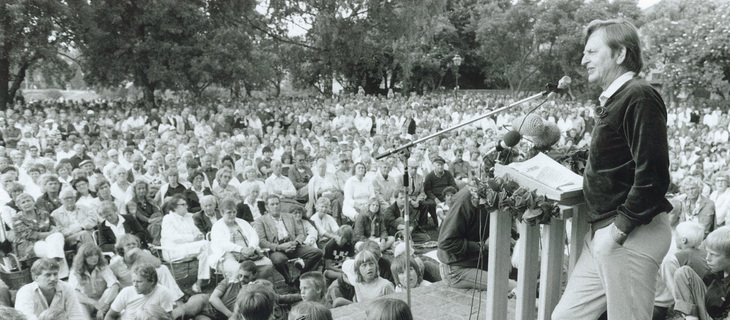 Olof Palme talar i Almedalen 1982, foto Hans Hemlin